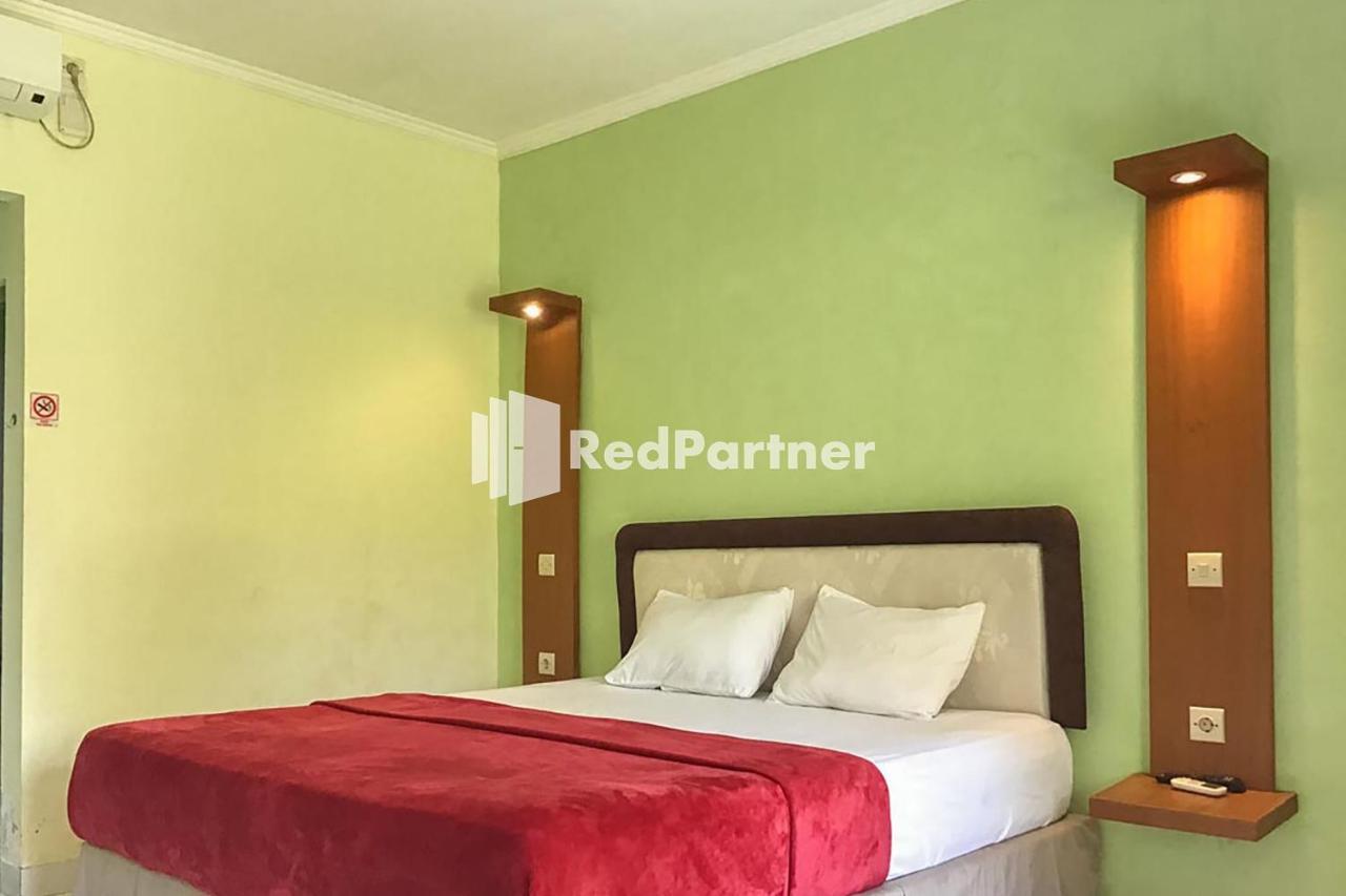 Pondok Mesari Redpartner Near Legian Beach Екстер'єр фото