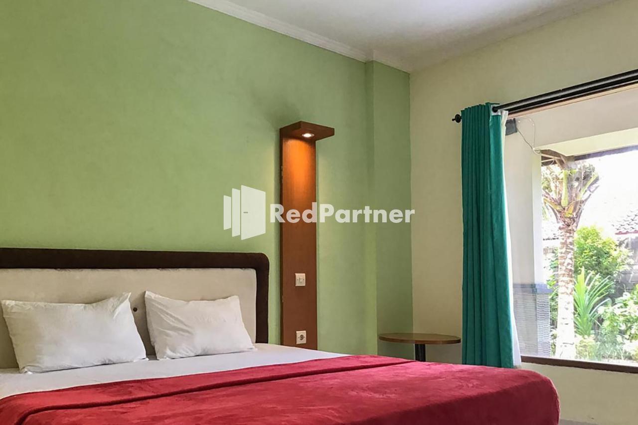 Pondok Mesari Redpartner Near Legian Beach Екстер'єр фото
