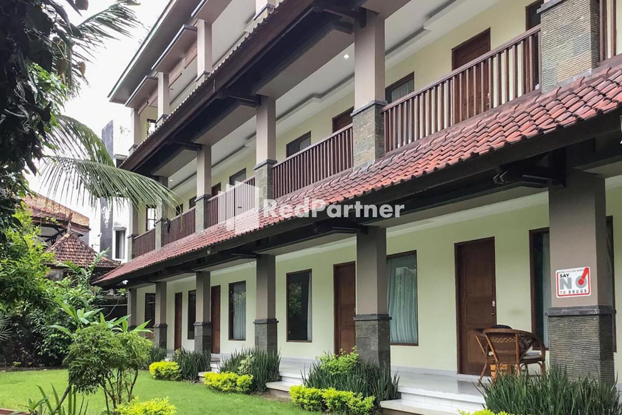 Pondok Mesari Redpartner Near Legian Beach Екстер'єр фото