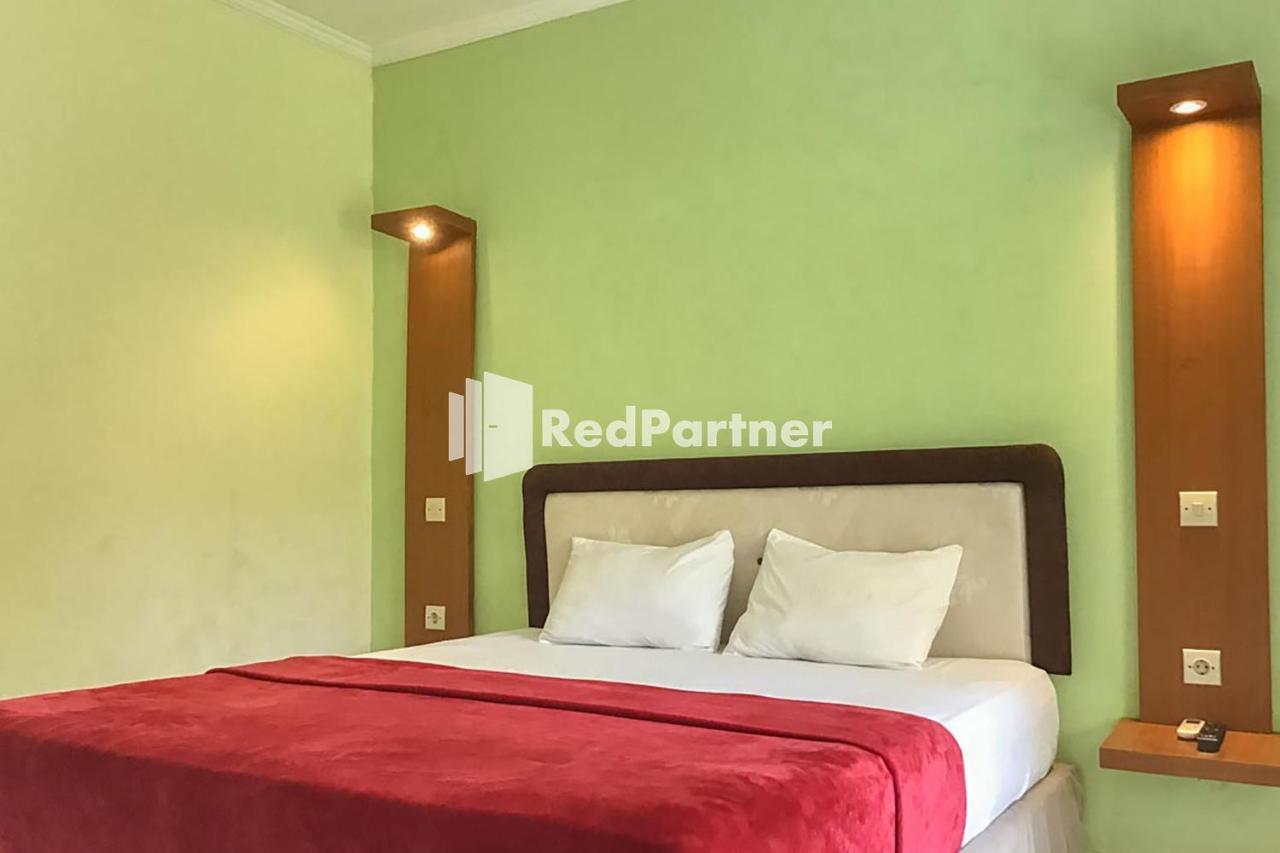 Pondok Mesari Redpartner Near Legian Beach Екстер'єр фото