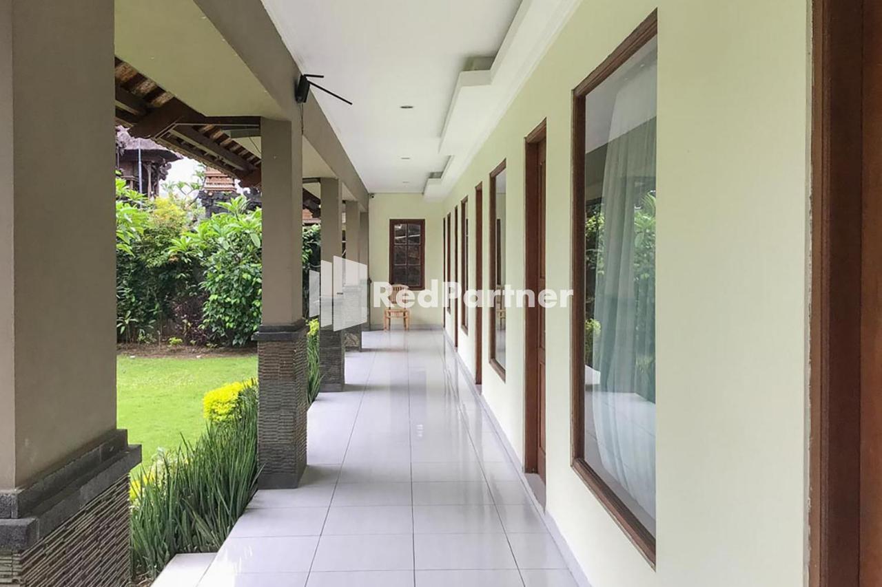 Pondok Mesari Redpartner Near Legian Beach Екстер'єр фото