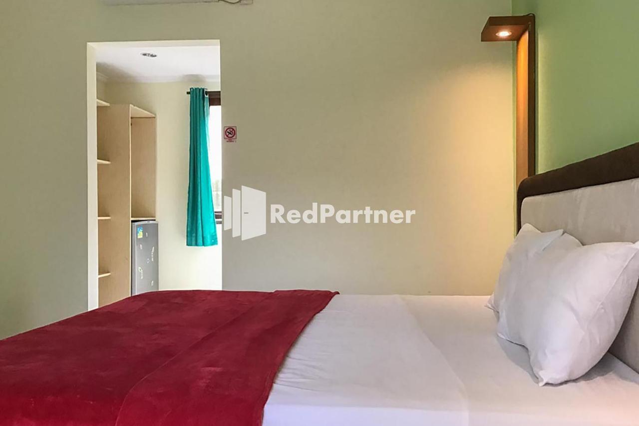 Pondok Mesari Redpartner Near Legian Beach Екстер'єр фото