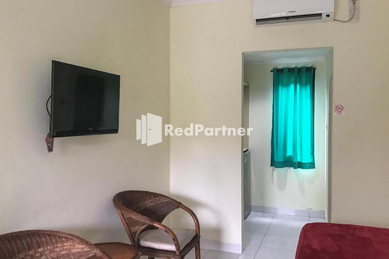 Pondok Mesari Redpartner Near Legian Beach Екстер'єр фото